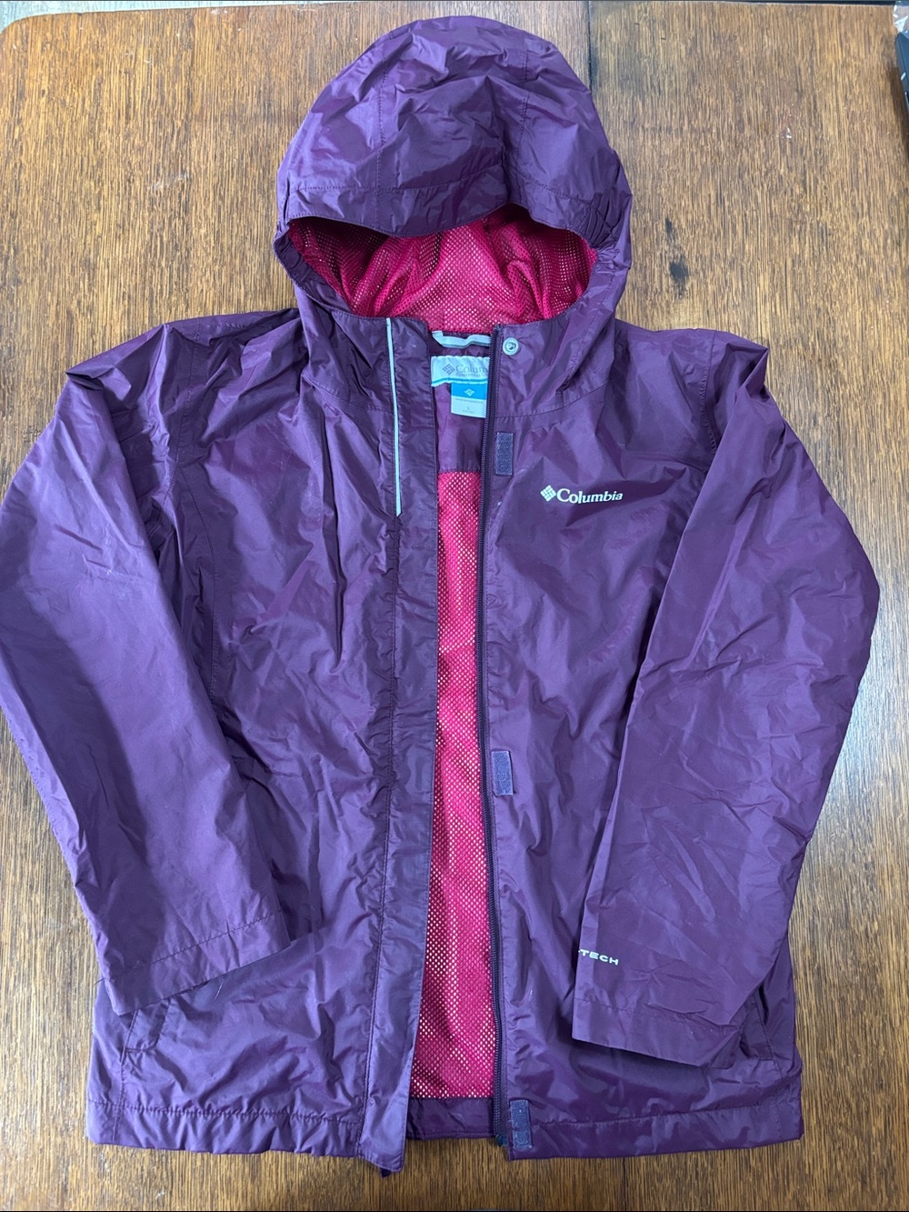 Columbia Girls' Purple Rain Jacket with Pink netting and Omni tech lining sz L